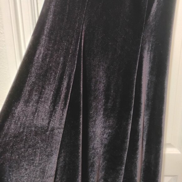 Vintage-Style Velvet Column Dress | Blackberry Purple | Strappy Back | Size 10 - Picture 4 of 8